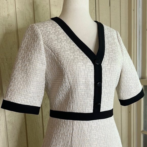 Gal Meets Glam Black and White A-Line Mini Dress - Picture 4 of 12